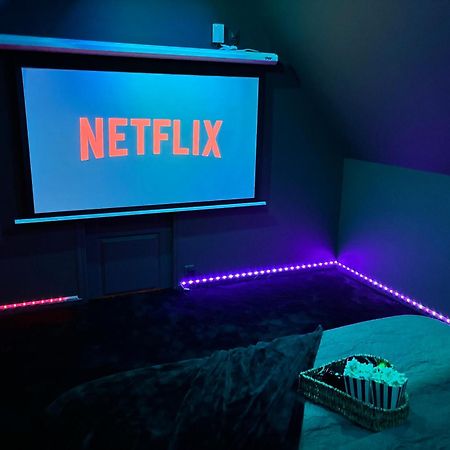 Magnifique Duplex Avec Jaccuzi, Sauna Et Cinema Room Privatif Fontenoy  Eksteriør bilde