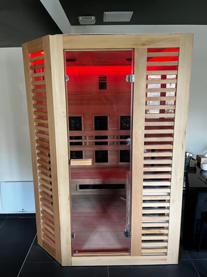 Magnifique Duplex Avec Jaccuzi, Sauna Et Cinema Room Privatif Fontenoy  Eksteriør bilde