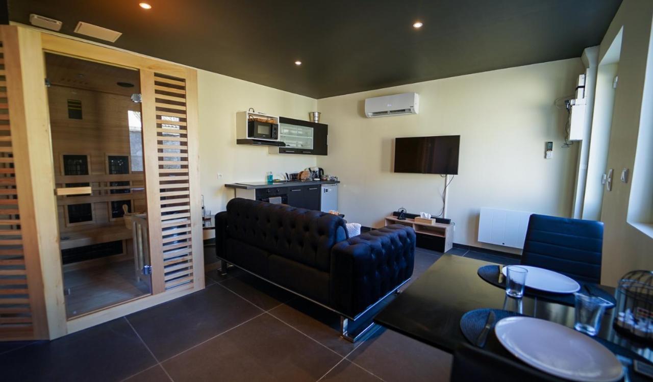 Magnifique Duplex Avec Jaccuzi, Sauna Et Cinema Room Privatif Fontenoy  Eksteriør bilde
